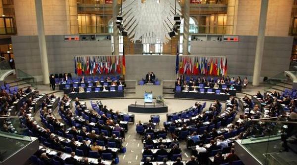 oc in parlamentul germaniei o politiciana i a falsificat cv ul