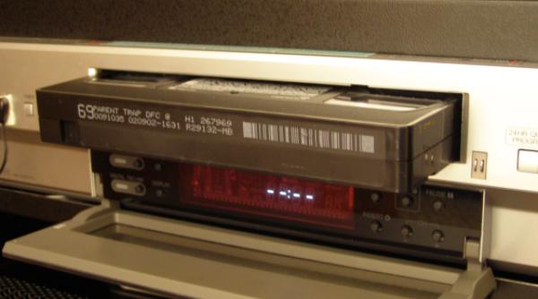s a incheiat o era ultimul producator de videocasetofoane dispare