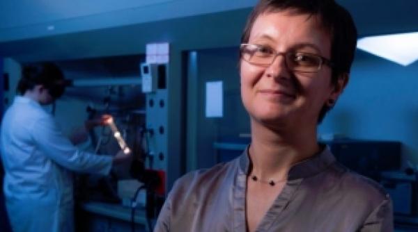 o cercetatoare din romania a ob inut cel mai dur aliaj din lume