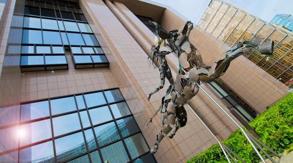 romania preia mai devreme pre edin ia consiliului european