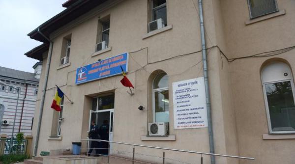 directorul spitalului de ar i i a dat demisia