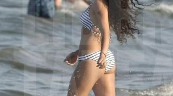 doinita oancea show erotic la malul marii cat de sexy este actrita