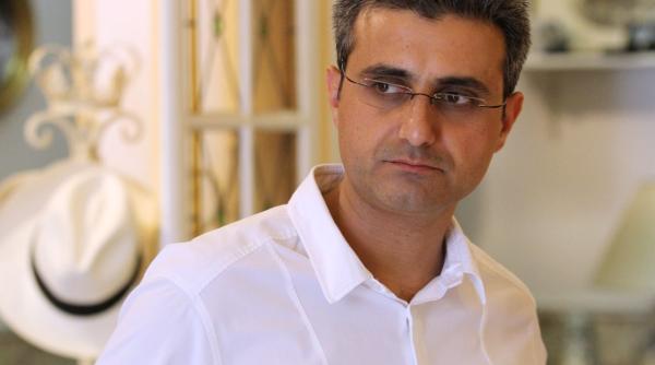 lovitura pentru robert turcescu