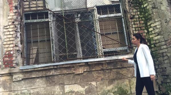 laura chiriac am revenit la numele meu dinainte de casatorie