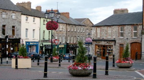 zeci de romani inu i in sclavie moderna elibera i de politia irlandeza