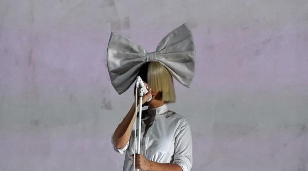 sia data in judecata de fani