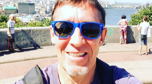 jurnalist rus critic al lui putin gasit impu cat in cap