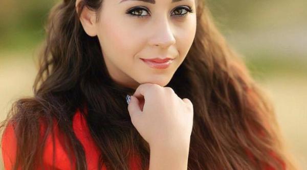 icole cherry a fost alegerea lui steven spielberg pentru rolul principal din   marele urias prietenosprc e2prc 80prc 9d