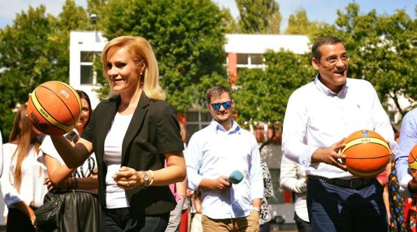 deschidem curtea colii start dat de gabriela firea la colegiului economic costin c kiri escu