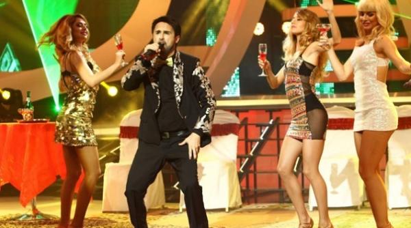 hiena se transforma in florin salam de emo ie am uitat cantecul