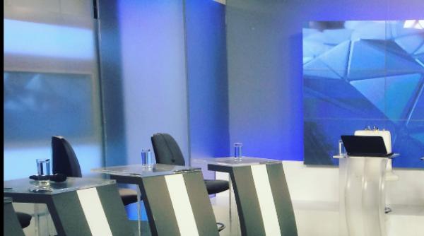 studiourile televiziunilor mai pustii senator a lasat un loc gol in politica romaneasca