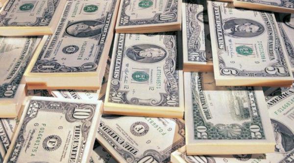 cel mai bogat om din lume bill gates i amancio ortega in lupta stransa pentru titlu