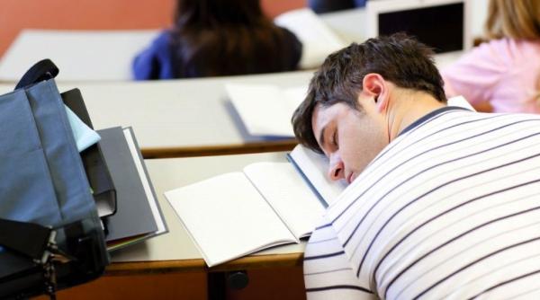 bancul zilei prima zi de coala a unui manelist