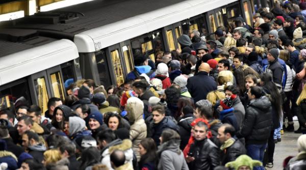trafic blocat la sta ia de metrou lujerului haos