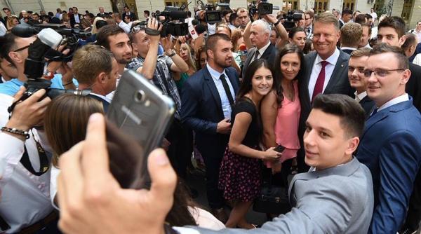 presedintele iohannis orasul luminilor va face romania sa straluceasca