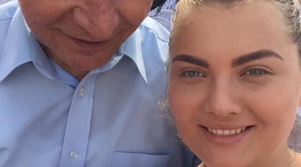 celebra intepreta de muzica populara in stare grava dupa un accident rutier