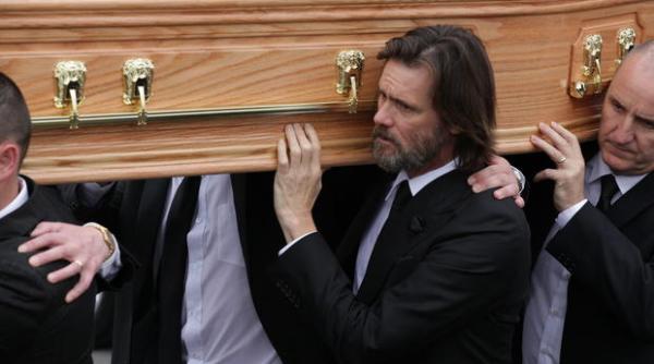 jim carrey acuzat de moartea fostei iubite