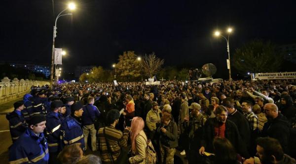 pru ipoteza incendiara dupa protestele violente ce s a intamplat printre manifestan i
