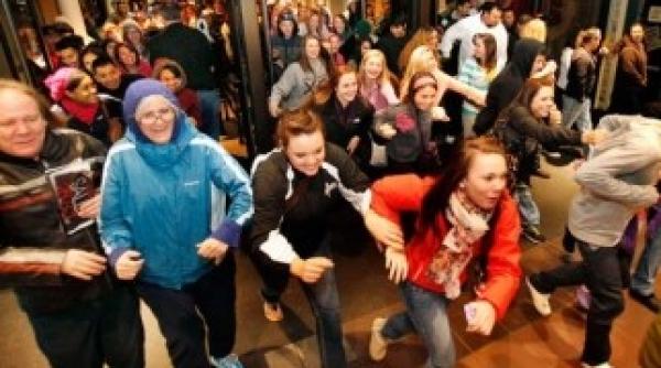 alerta la mall peste 350 de persoane evacuate