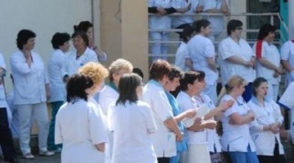 lovitura pentru zeci de mii de asistente medicale protest dupa discriminarea din sectorul sanitar