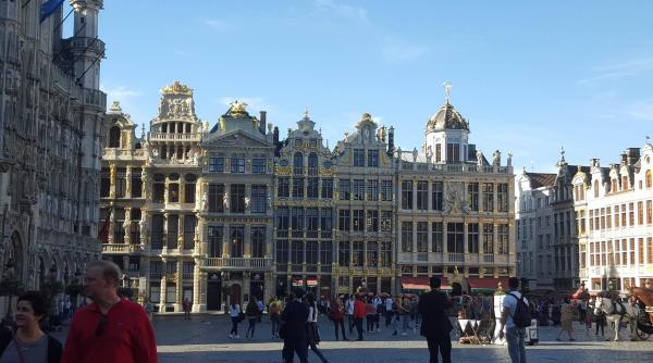 bruxelles dupa teroare ne am obi nuit cu ei peste tot de i nu e normal