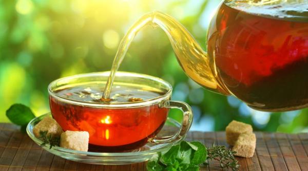 sucuri si ceaiuri care te ajuta sa dormi