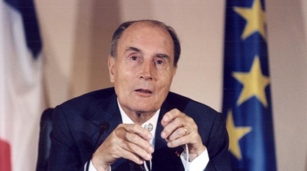 iubirea secreta a pre edintelui mitterrand dezvaluita intr o carte