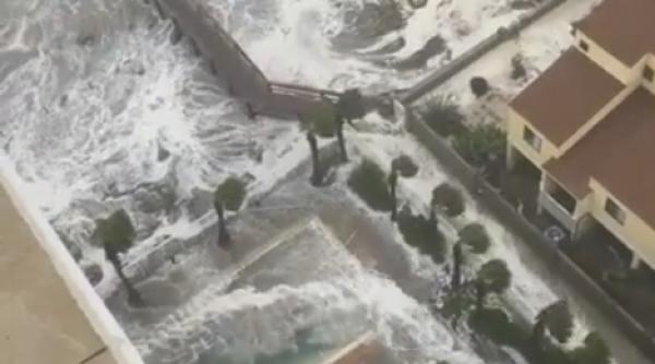 uraganul matthew face prapad imagini infioratoare video