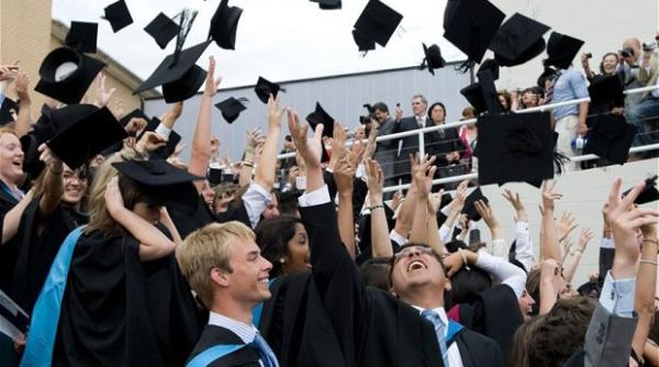 drama in universita i este anormal ce spune presa