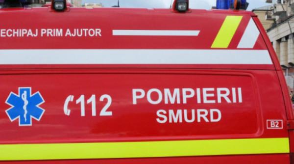 gala i doi oamenii ai strazii stropi i cu benzina i incendia i