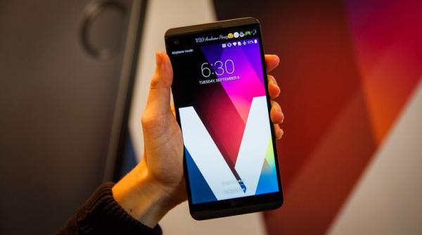 lg v20 primul telefon lansat cu android 7 0