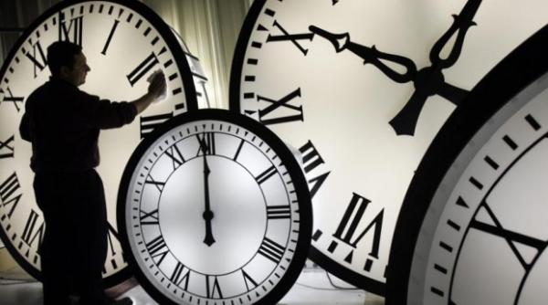 ora de iarna 2016 romanii se pregatesc sa dea ceasul inapoi