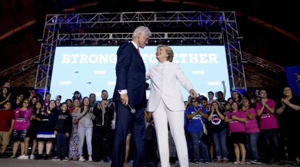 alegeri sua fbi publica o ancheta veche despre clinton sincronizare curioasa