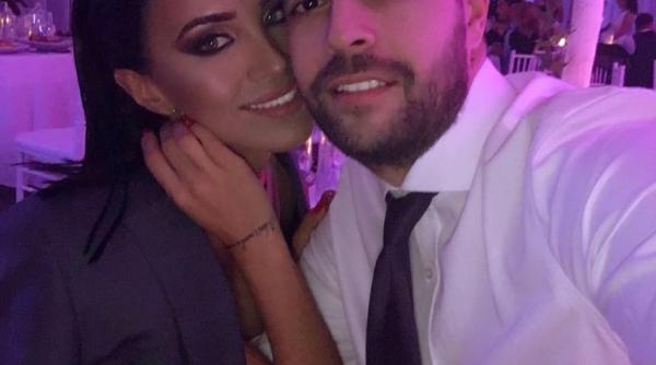 adelina pestri u i speak i au declarat razboi pe internet