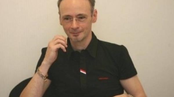 mihai albu i a facut implant de par prima imagine dupa opera ie