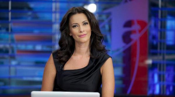 andreea berecleanu s a casatorit jurnalista a stralucit in rochia de mireasa