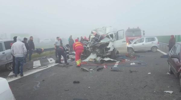 carnagiu pe a2 patru mor i i circa 20 de persoane ranite