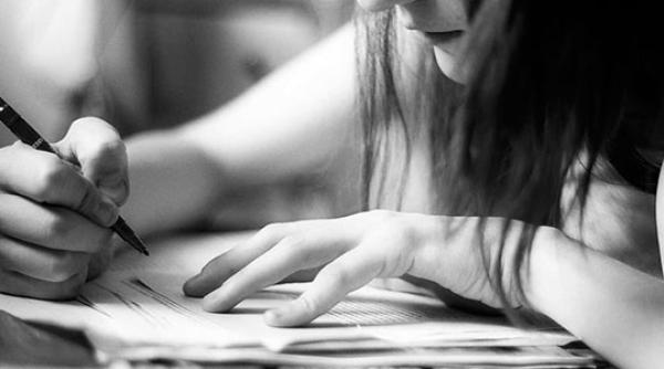 marea britanie o coala a eliminat temele pentru acasa ale elevilor