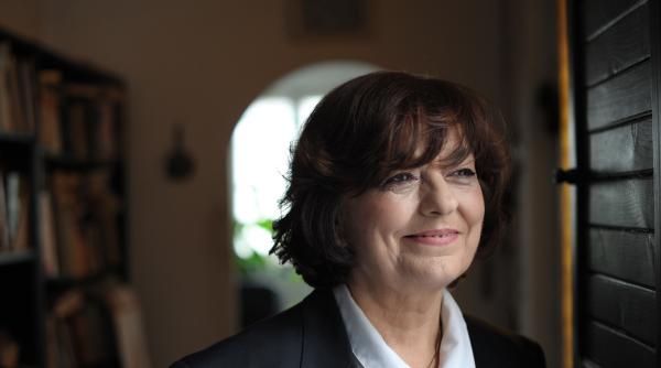 ana blandiana orologiul fara ore