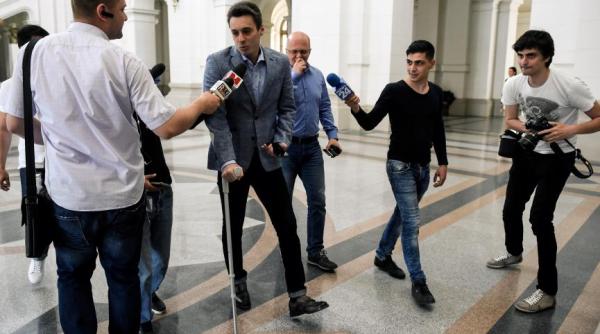 rezultate alegeri sua mircea badea sunt singurul roman public care a ca tigat