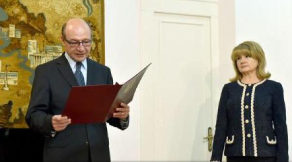 de ce a votat traian basescu in moldova