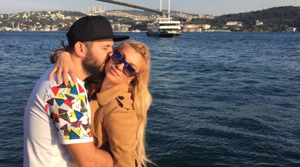 lora in culmea fericirii traiesc cea mai frumoasa perioada