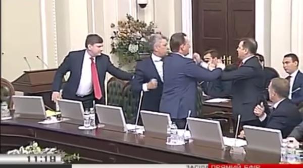 bataie in parlamentul ucrainei video