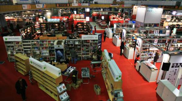 calatorie printre cartile de la humanitas litera si institutul cultural roman