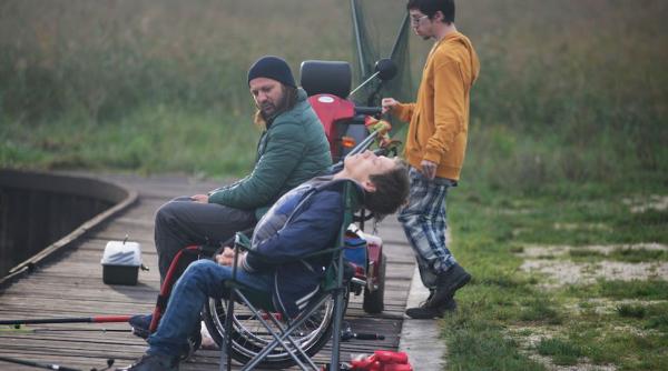 festivalul interna ional al filmului de la salonic cecuri in alb pentru cinea tii de maine