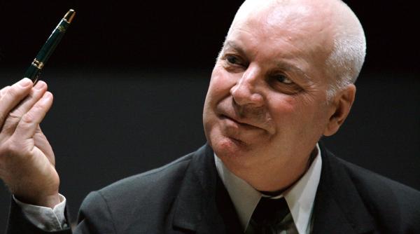 ilie gheorghe recompensat cu premiul european in colaborarea cu robert wilson