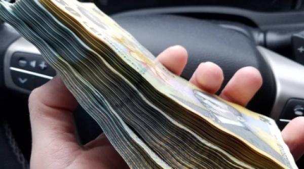 mircea badea a dat lovitura teanc de bani