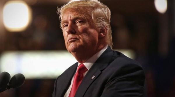 prima decizia a lui trump  in calitate de preprc c8prc 99edinte sua