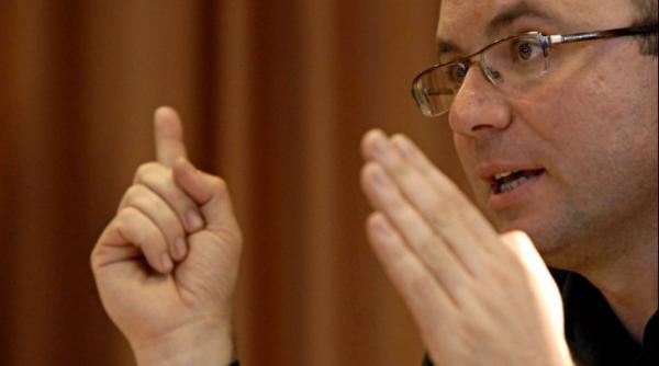 gu a avem doi romani implica i in razboiul intern din sua