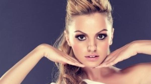 alexandra stan impresarul care a batut o razboi incheiat